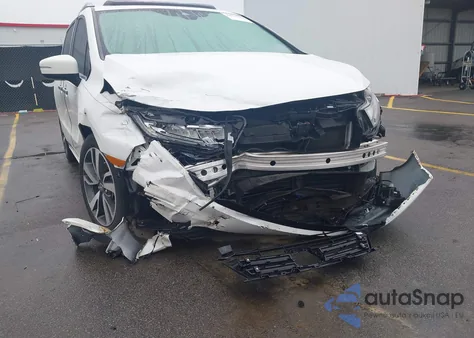 2022 Honda Odyssey Touring z USA, uszkodzony, nr VIN 5FNRL6H8XNB043345